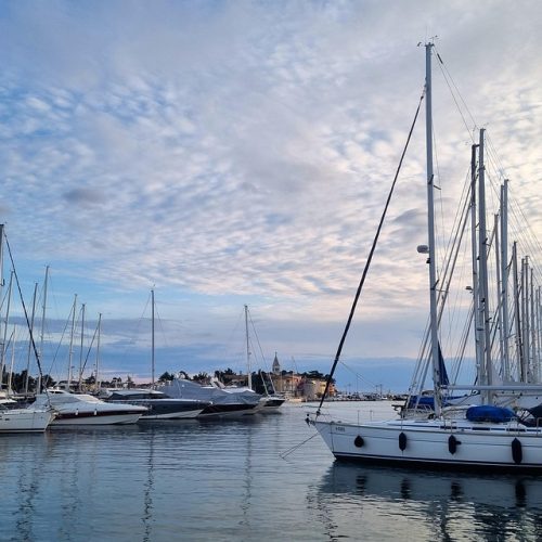 marina-6299492_960_720